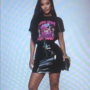 Pink & black graphic tunic top